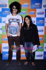 Imaad Shah Promote 404 at Radio City in Bandra, Mumbai on 11th May 2011 (4).JPG